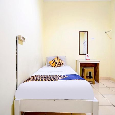 Radio Backpacker Guesthouse Syariah Bandung Esterno foto