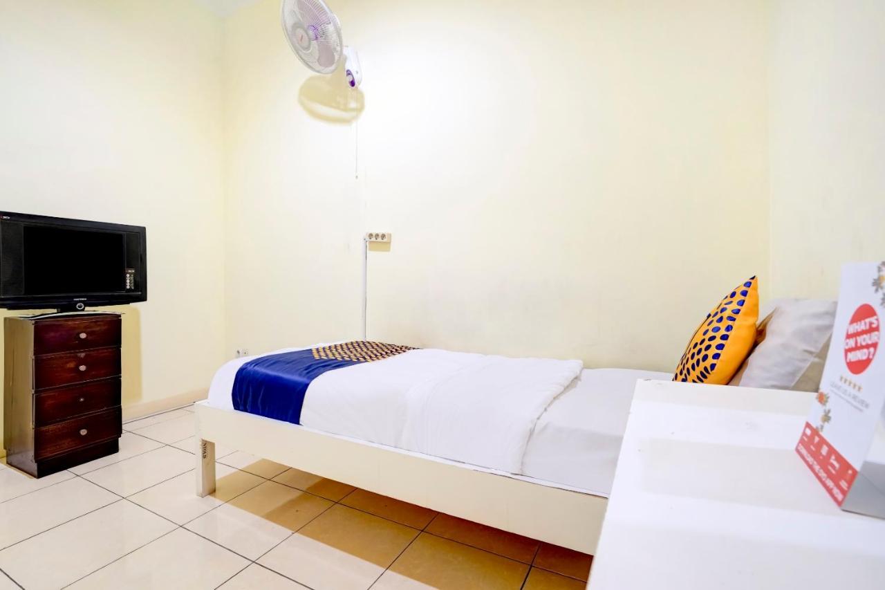 Radio Backpacker Guesthouse Syariah Bandung Esterno foto